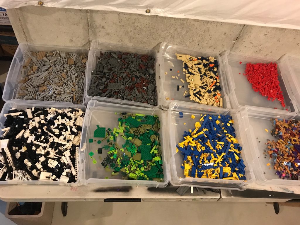 sorting lego by color